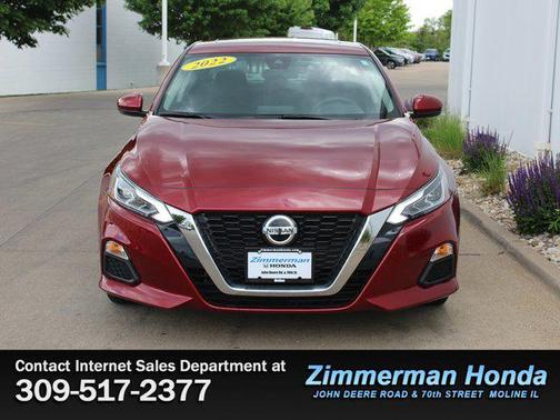2022 Nissan Altima 2.5 SV
