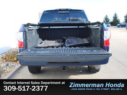 2017 Nissan Titan Platinum Reserve