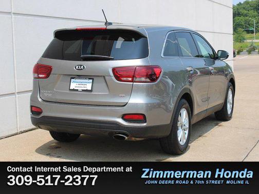 2019 Kia Sorento LX