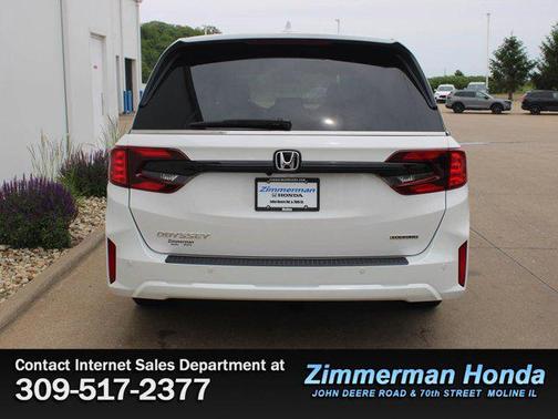 Platinum White Pearl 2025 Honda Odyssey Touring