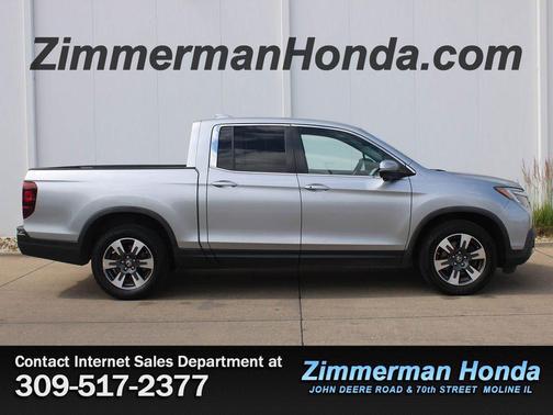 Lunar Silver Metallic 2017 Honda Ridgeline RTL