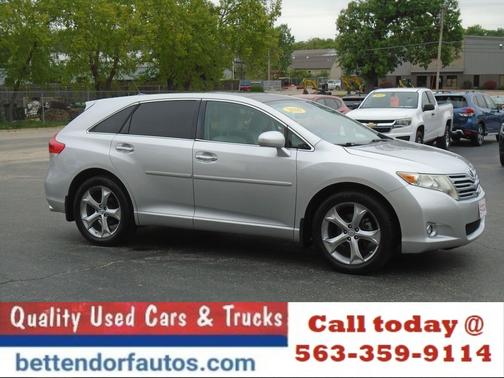Classic Silver Metallic 2010 Toyota Venza Base