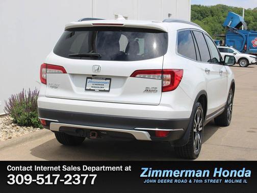 Platinum White Pearl 2021 Honda Pilot AWD Elite