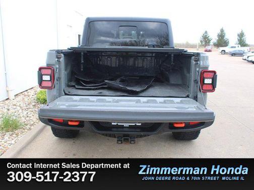 Sting-Gray Clearcoat 2021 Jeep Gladiator Mojave 4x4