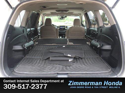 White 2016 Honda Pilot Touring