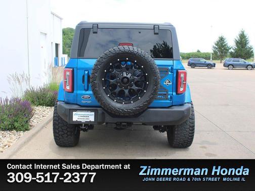 Velocity Blue Metallic 2023 Ford Bronco Outer Banks