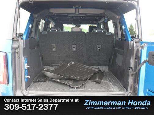 Velocity Blue Metallic 2023 Ford Bronco Outer Banks