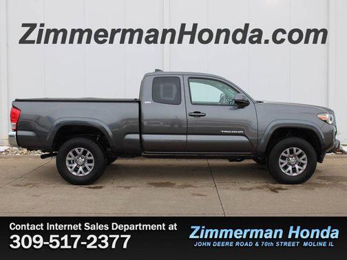 2017 Toyota Tacoma SR5