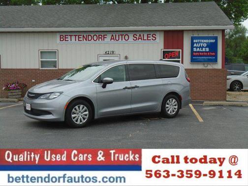 2021 Chrysler Voyager L