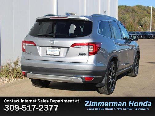 2022 Honda Pilot Touring 8-Passenger