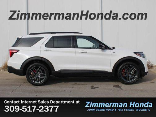 2025 Ford Explorer ST-Line