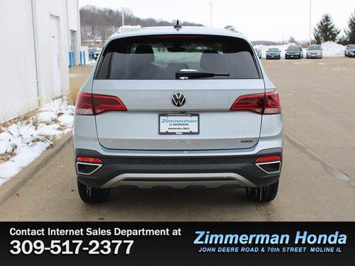 2024 Volkswagen Taos 1.5T SE