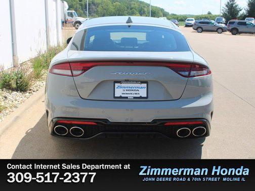 2022 Kia Stinger GT-Line