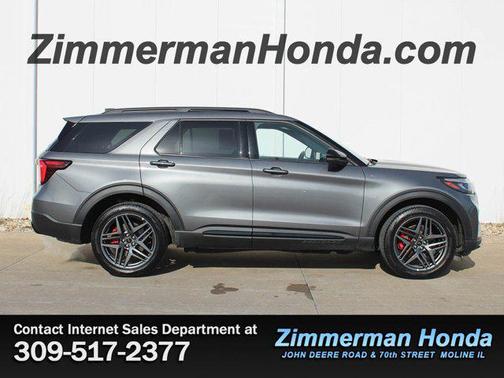 2025 Ford Explorer ST-Line