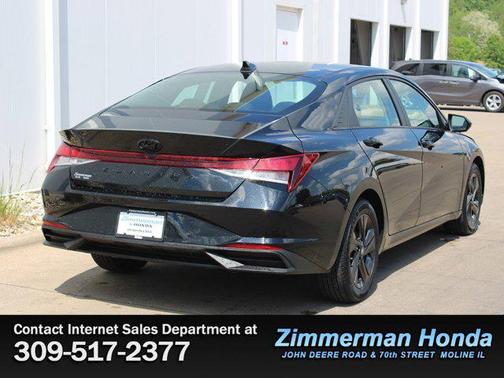 2021 Hyundai ELANTRA SEL