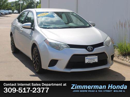 Classic Silver Metallic 2014 Toyota Corolla LE