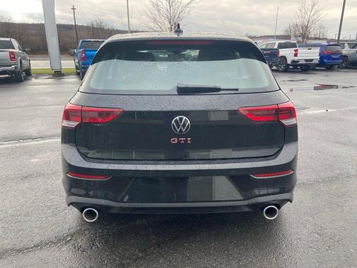 2026 Volkswagen Golf GTI AUTOBAHN