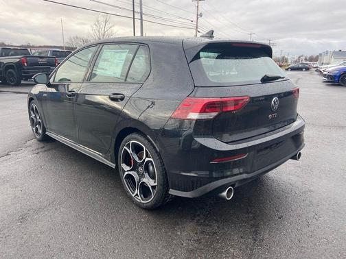 2026 Volkswagen Golf GTI AUTOBAHN