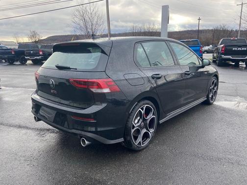 2026 Volkswagen Golf GTI AUTOBAHN