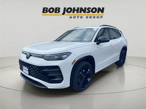 2025 Volkswagen Tiguan 2.0T SE R-Line Black