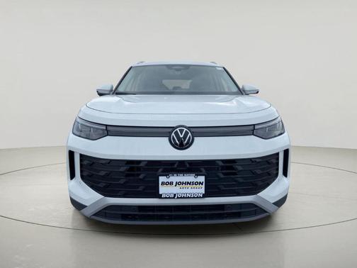 Pure White 2026 Volkswagen Tiguan 2.0T S