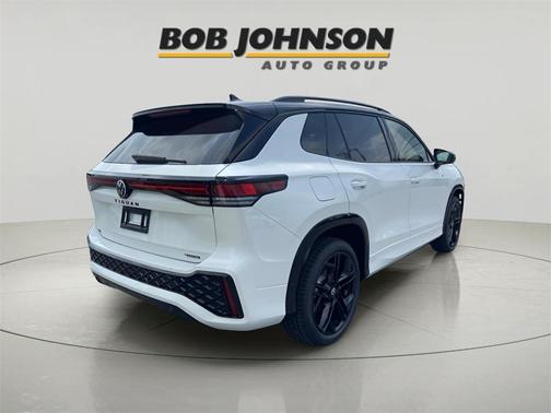 2025 Volkswagen Tiguan 2.0T SE R-Line Black