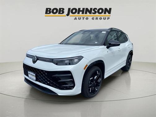 2025 Volkswagen Tiguan 2.0T SE R-Line Black