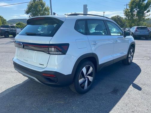 2025 Volkswagen Taos 1.5T S