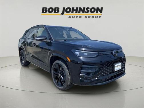 2025 Volkswagen Tiguan 2.0T SE R-Line Black