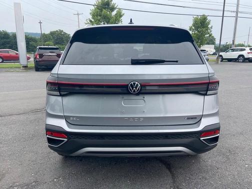 2025 Volkswagen Taos 1.5T SEL