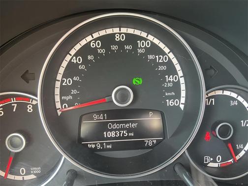 2013 Volkswagen Beetle