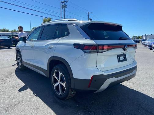2025 Volkswagen Tiguan 2.0T SE