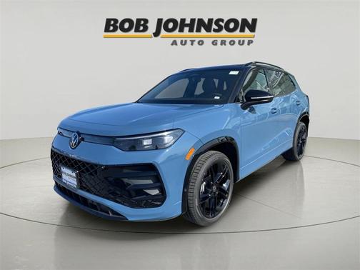 2025 Volkswagen Tiguan 2.0T SE R-Line Black