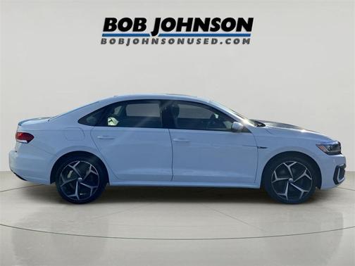 2020 Volkswagen Passat 2.0T R-Line