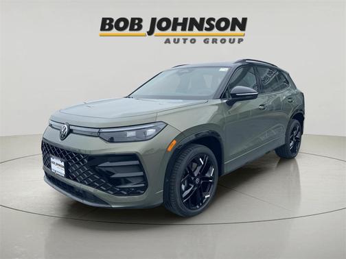 2025 Volkswagen Tiguan 2.0T SE R-Line Black