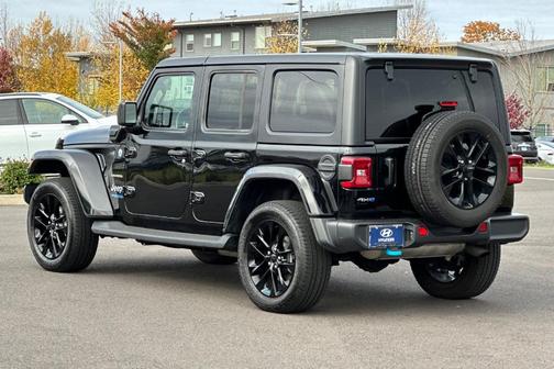 2022 Jeep Wrangler Unlimited 4xe Sahara