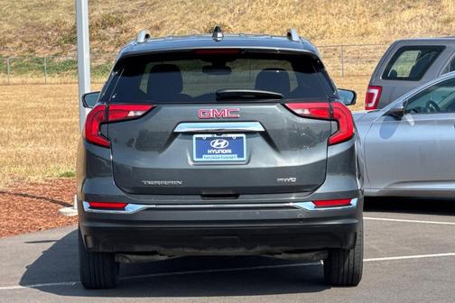 2021 GMC Terrain SLT