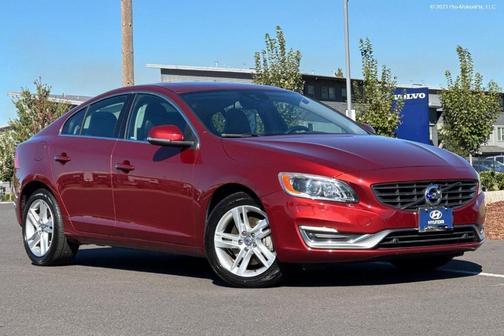 2015 Volvo S60 T5 Premier Plus
