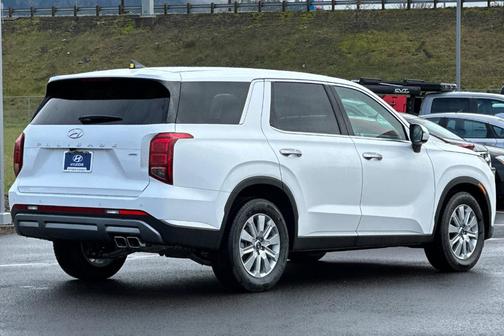 2025 Hyundai PALISADE SE