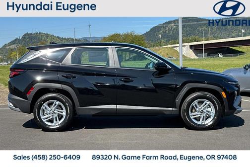 2025 Hyundai TUCSON SE