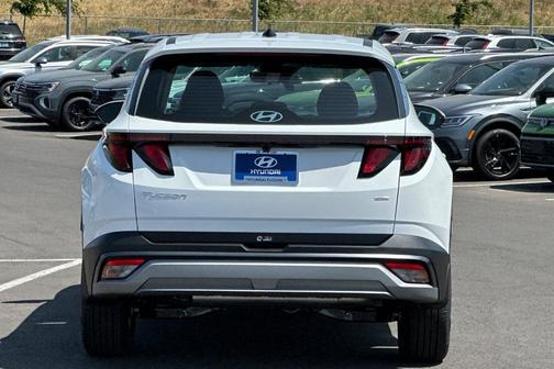 2025 Hyundai TUCSON SE