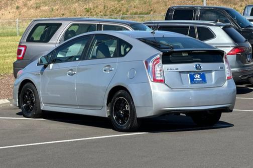 2014 Toyota Prius Two