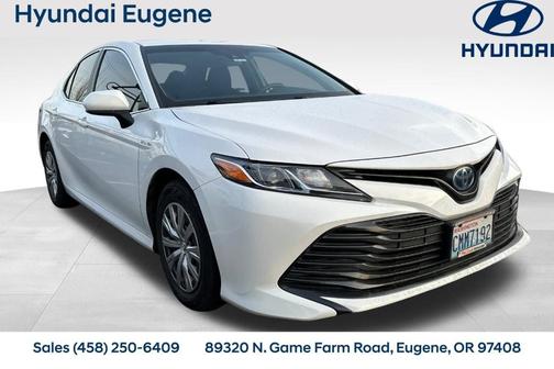 2019 Toyota Camry Hybrid LE