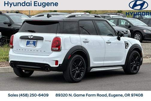 Light White 2017 MINI Countryman Cooper S