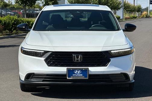 Platinum White Pearl 2023 Honda Accord Hybrid Sport