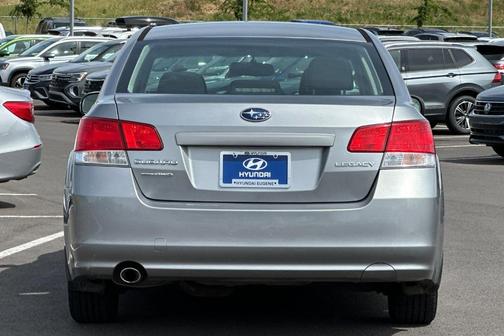 2011 Subaru Legacy 2.5i