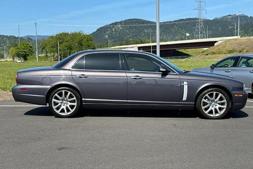 2008 Jaguar XJ8 L