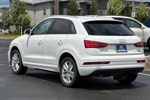 2016 Audi Q3 2.0T Premium Plus