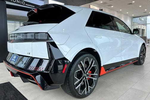 2025 Hyundai IONIQ 5 N Base