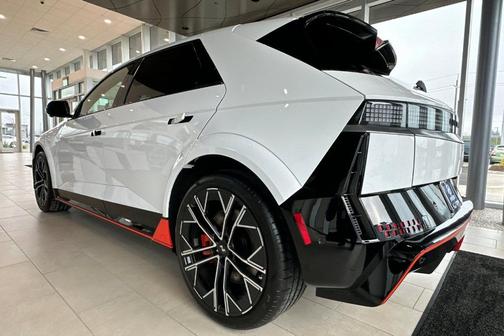 2025 Hyundai IONIQ 5 N Base